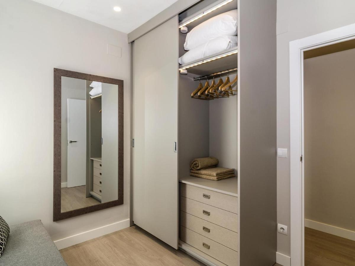 Sitges Spaces Deluxe Centre Apartment Екстер'єр фото